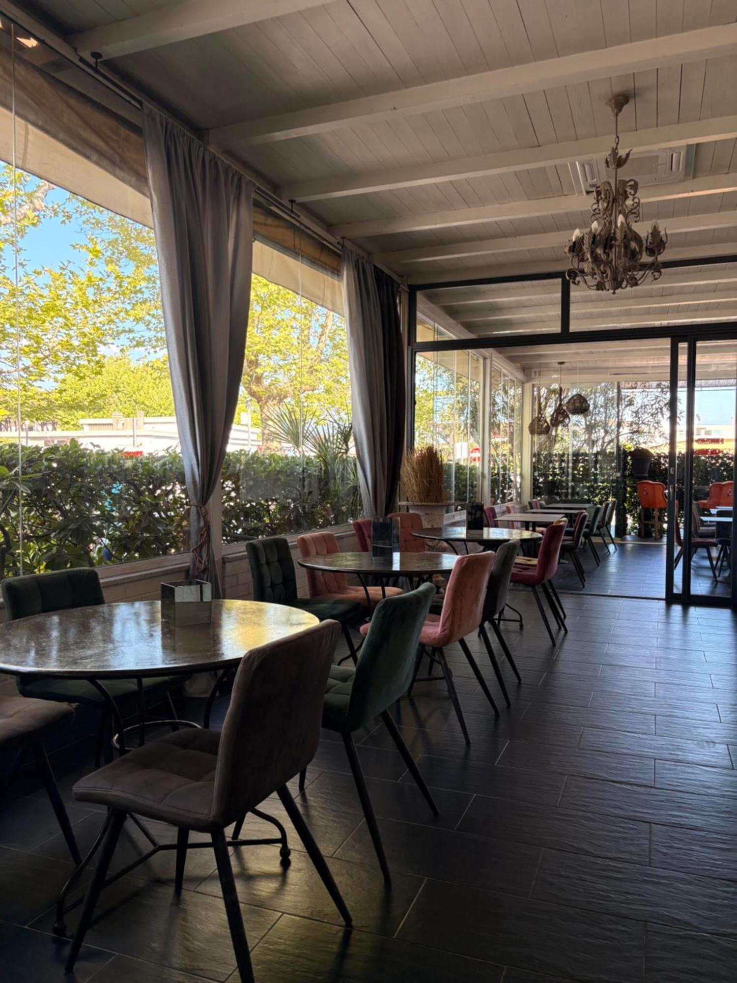 Hotel Atlantic Marina Di Carrara Εξωτερικό φωτογραφία