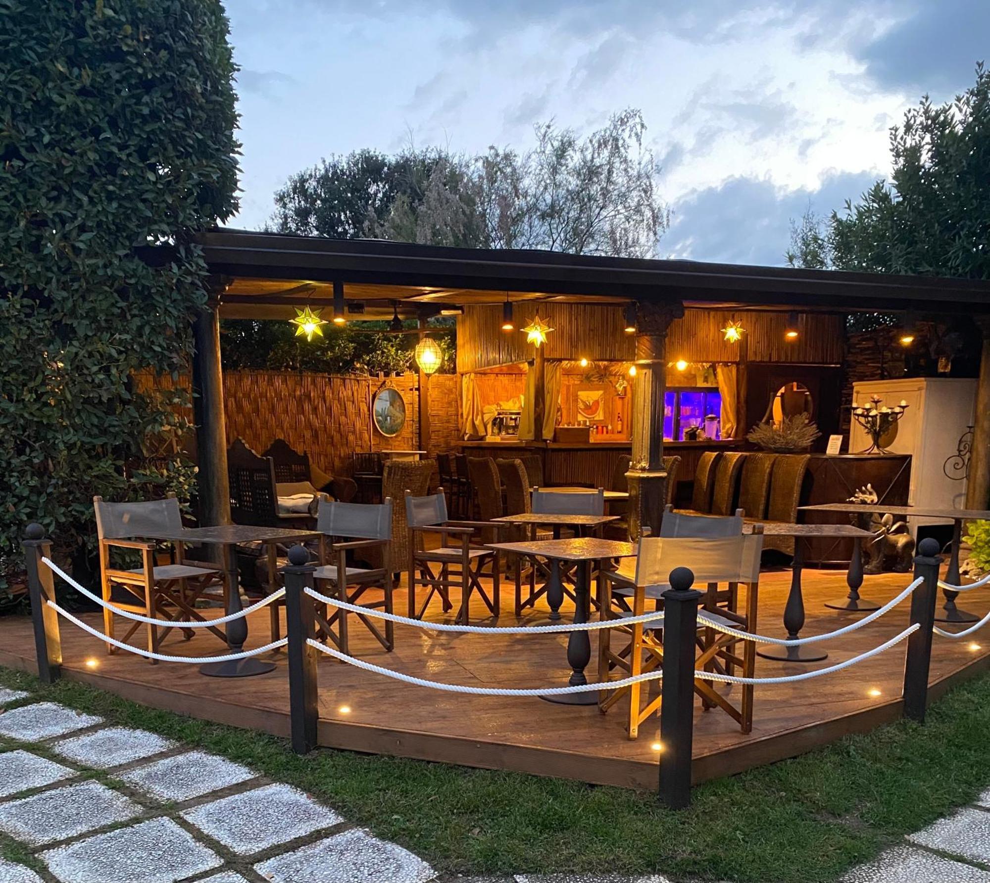 Hotel Atlantic Marina Di Carrara Εξωτερικό φωτογραφία