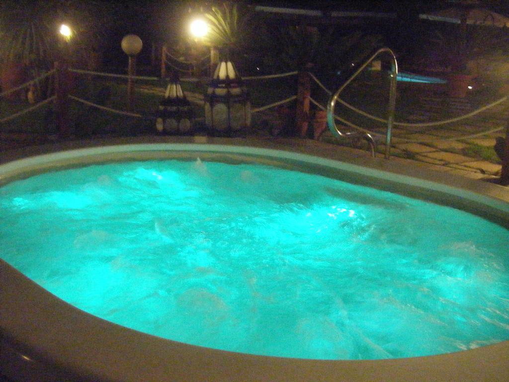 Hotel Atlantic Marina Di Carrara Εξωτερικό φωτογραφία
